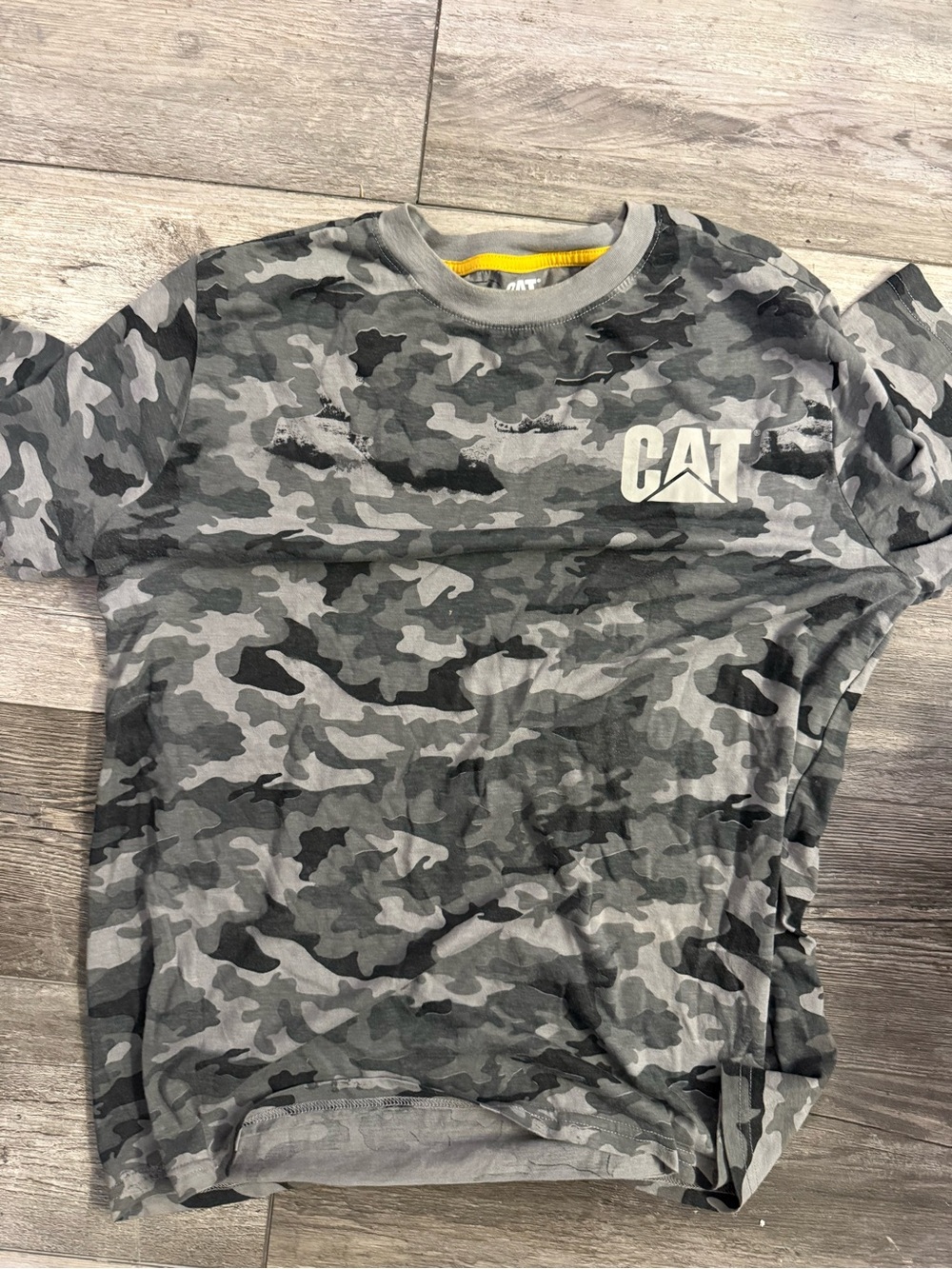 Cat Gray Camo Short Sleeve Tee